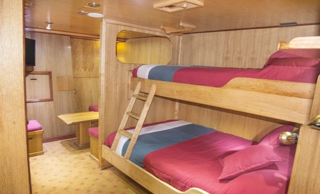 Atenas deck single cabin