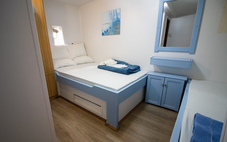 Upper Deck, Double or twin beds