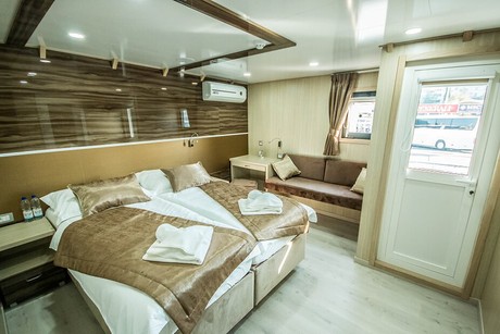 Main or upper deck cabins