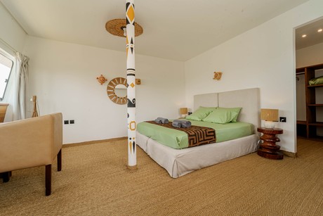 Forward Superior Suite