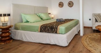 Forward Master Suite