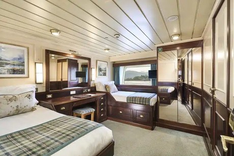 Category 3 Cabins – Alexander Graham Bell & David Robert Deck – Windows