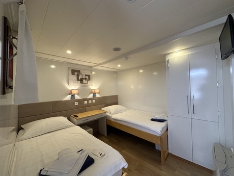Main Deck Cabin