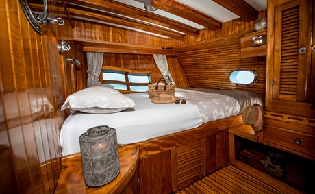 Full ship charter