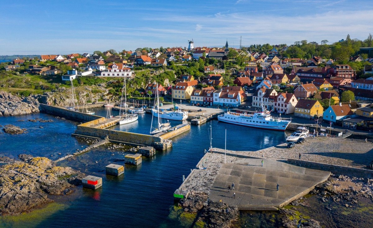 Feture image for 15 Days Luxury Baltic & Scandinavia Cruise - Copenhagen to Helsinki