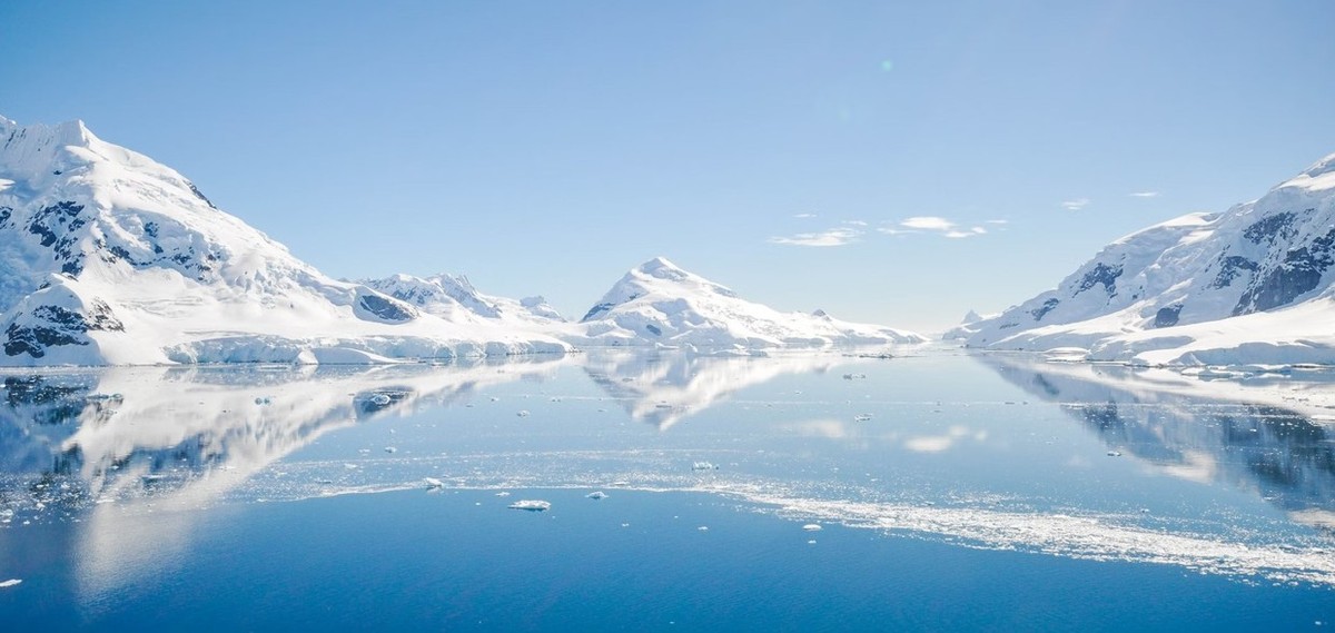 Feture image for Antarctica & Falklands - From Punta Arenas to Buenos Aires Expedition Cruise