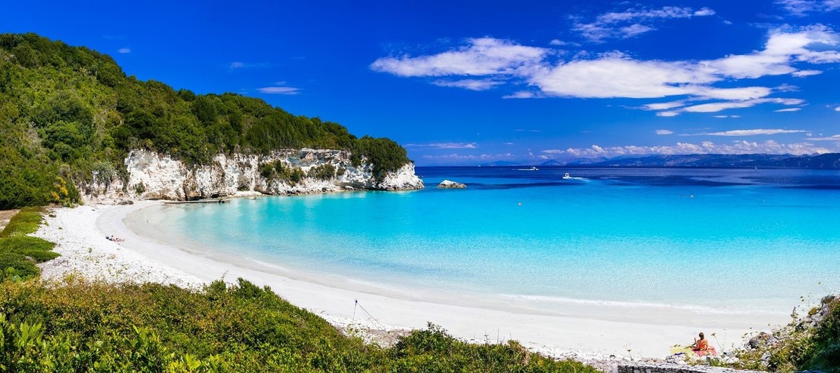Feture image for Greece to Italy Sailing Cruise