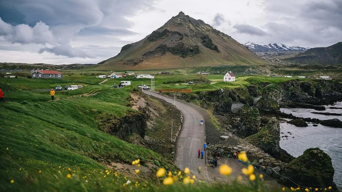 Feture image for Iceland & the Faroe Islands: Islands Born of Fire and Sea