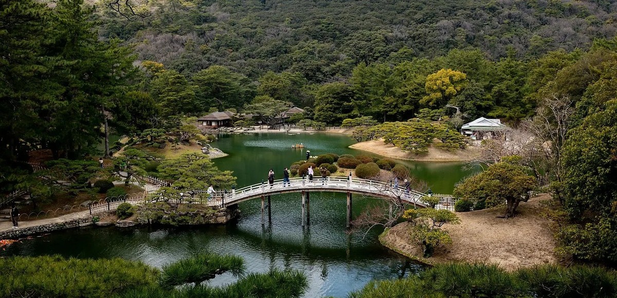 Feture image for Japanese Ancestral Traditions and Legendary Shrines Small Ship Cruise