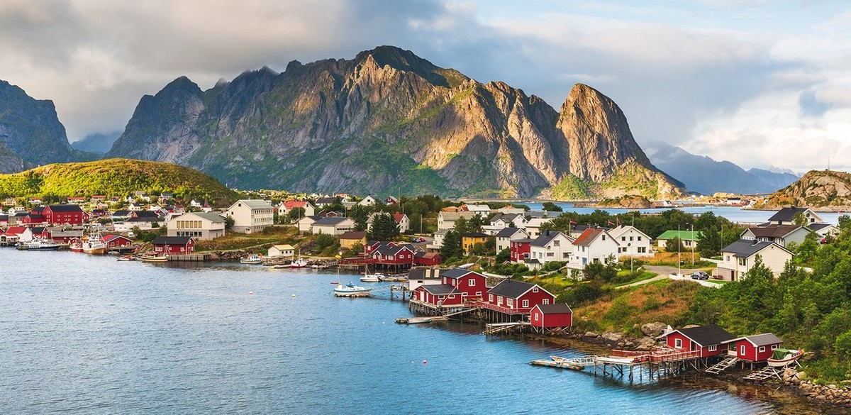 Feture image for Norway’s Wild North: Lofoten to Svalbard Expedition Cruise