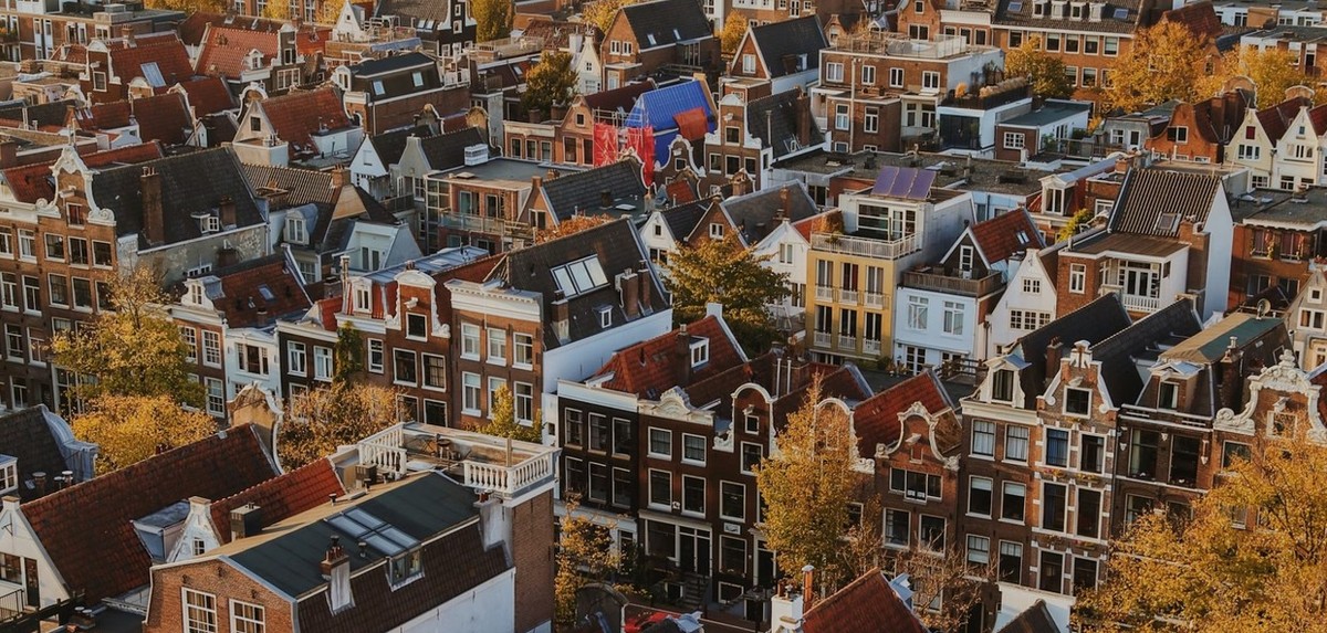 Feture image for Short Cruise with London and Amsterdam